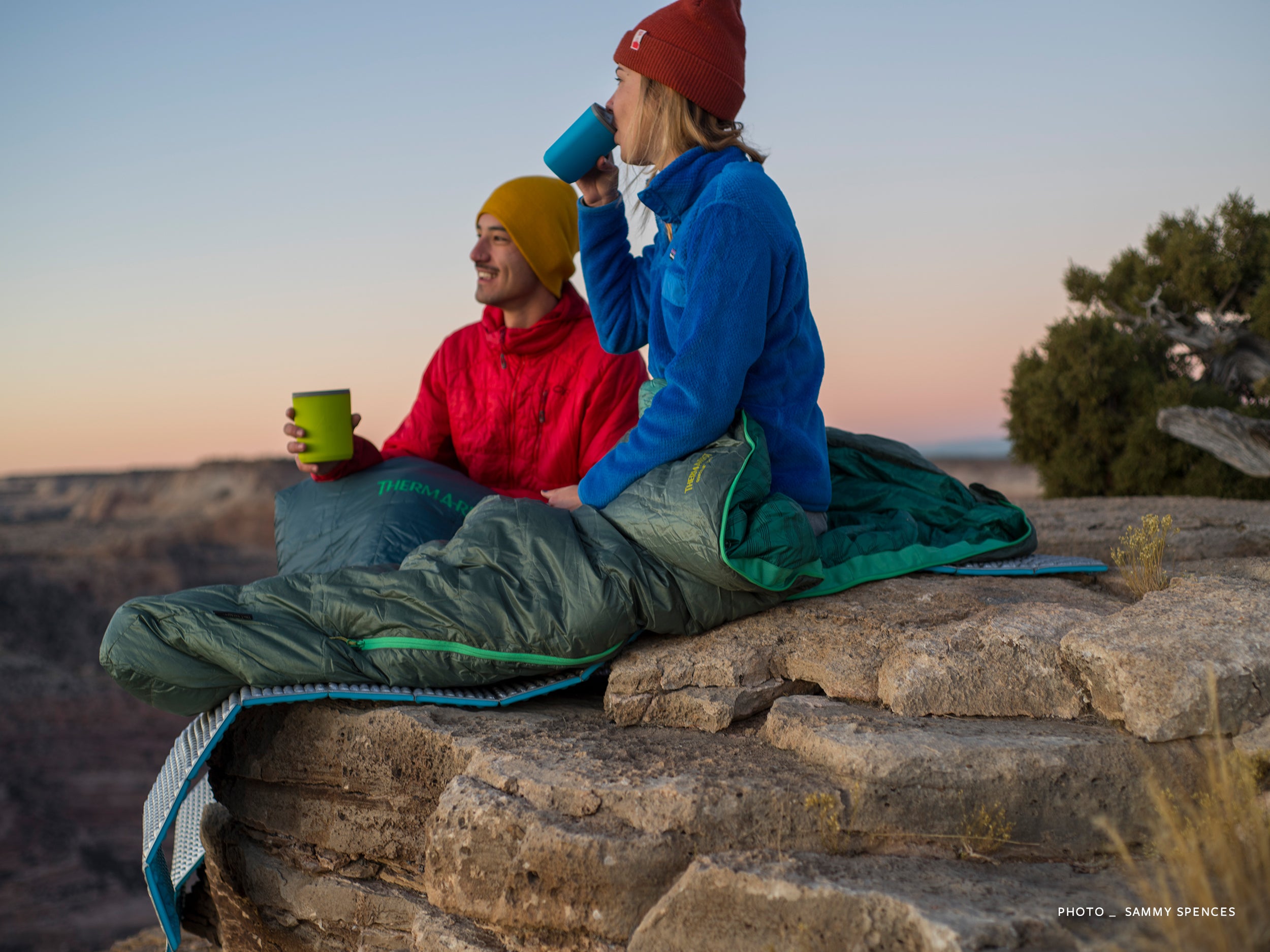 Questar 32F/0C Lightweight Down Sleeping Bag | Therm-a-Rest