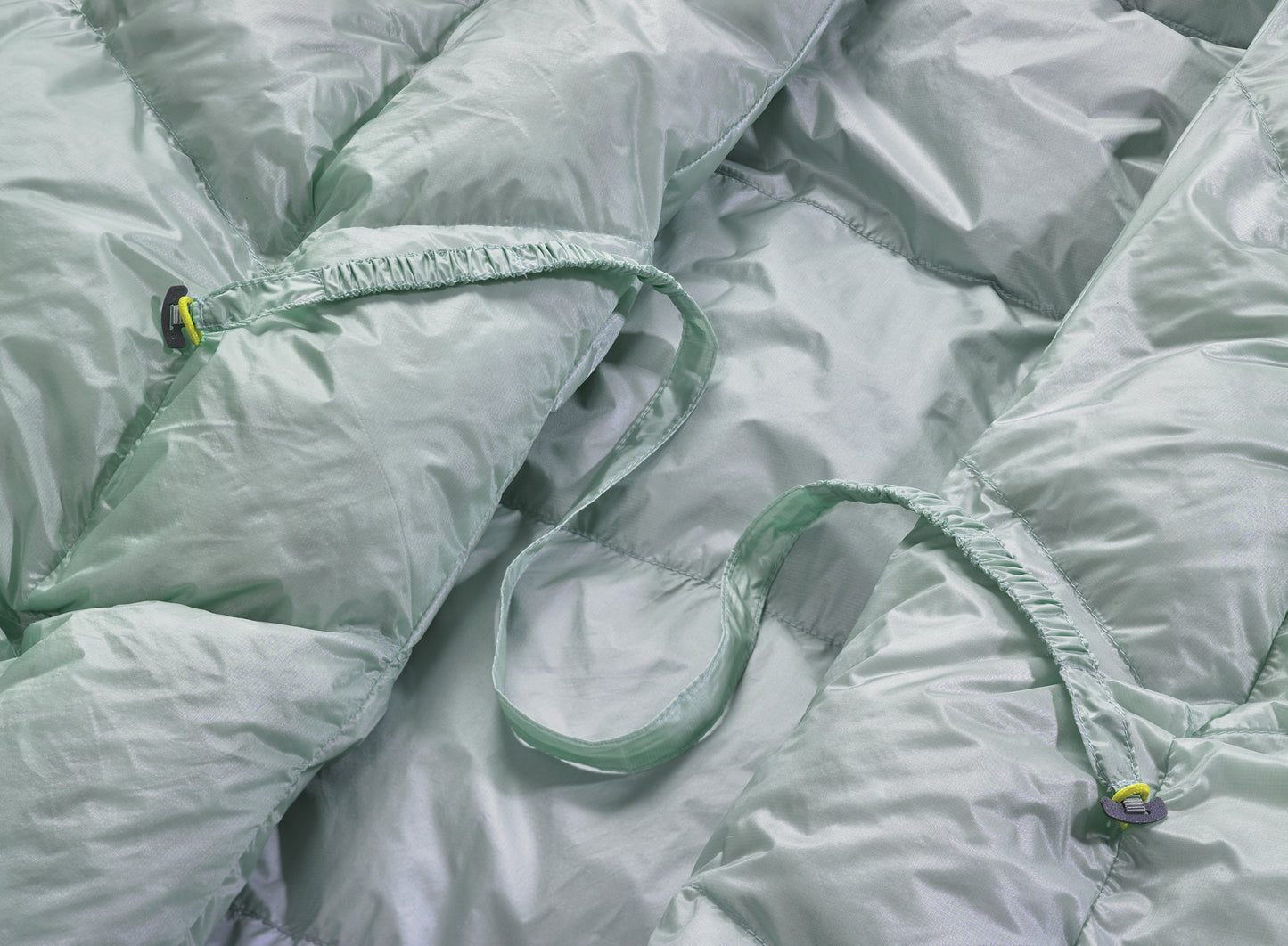 Vesper™ 32F/0C Down Quilt | SynergyLink™ Connectors