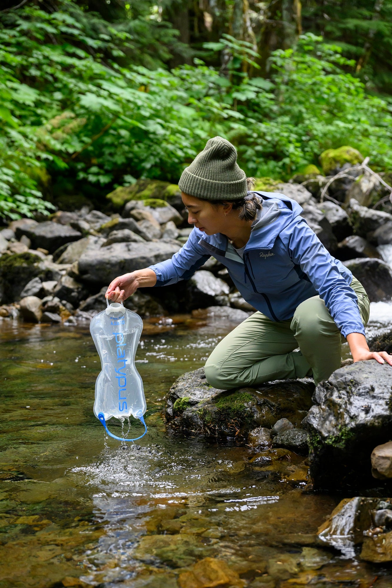 QuickDraw™ 3L Gravity Filter System | Filling Dirty Reservoir | Photo: Scott Rinckenberger