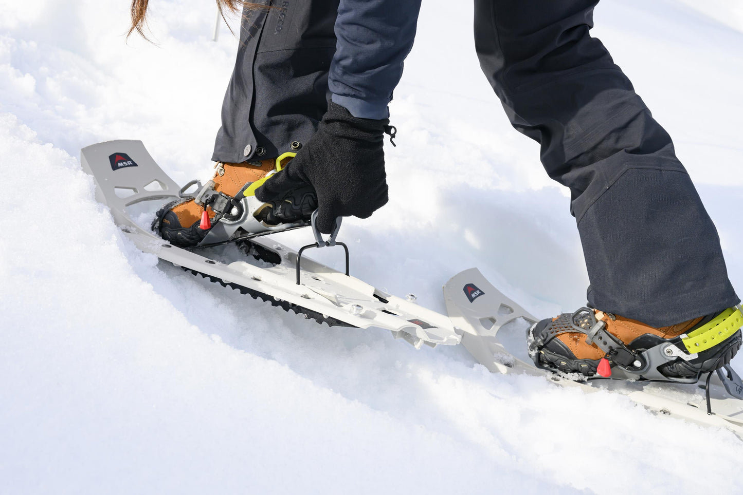 Women's Evo™ Explore Snowshoes | Photo: Scott Rinckenberger