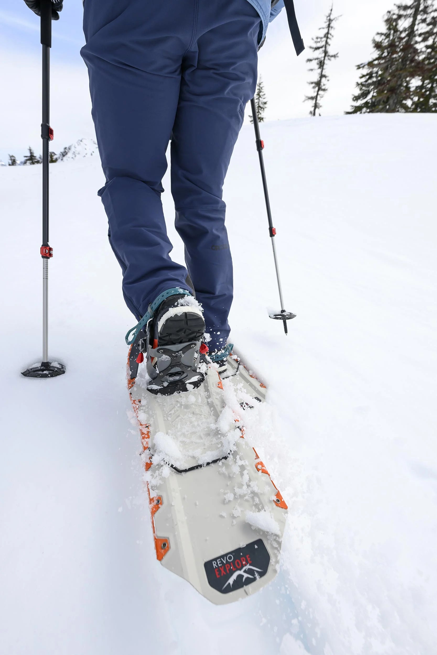 Revo Explore MSR Snowshoes Durable, Easy-To-Use MSR – Cascade